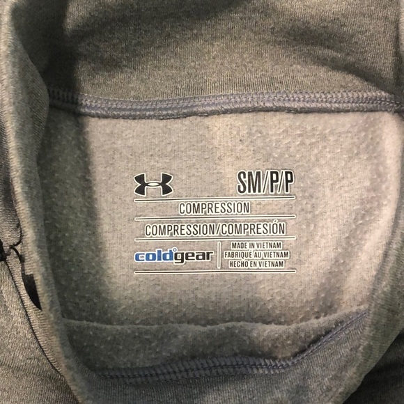 Under Armour compression grey long sleeve shirt - Picture 4 of 5